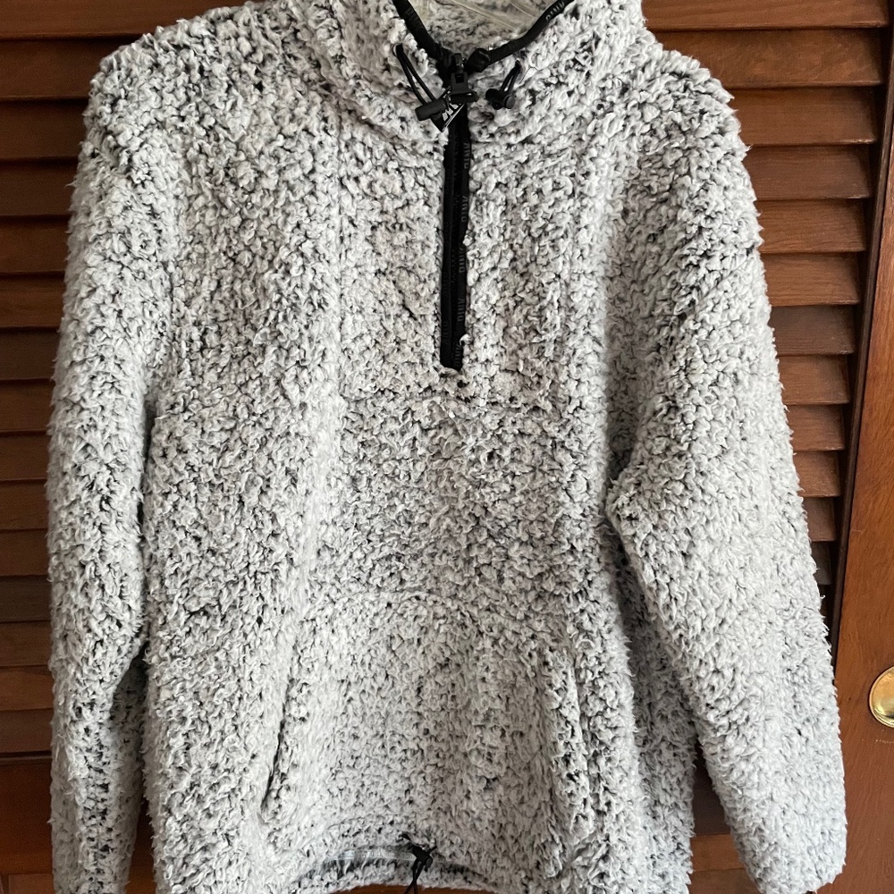 Vs Pink Sherpa quarter zip